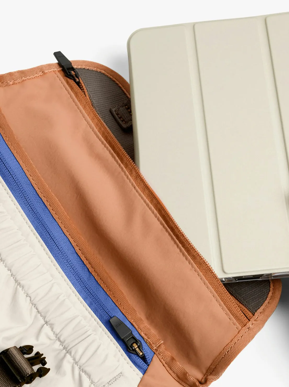 Bellroy - Cinch Mini Messenger Bag - Laguna