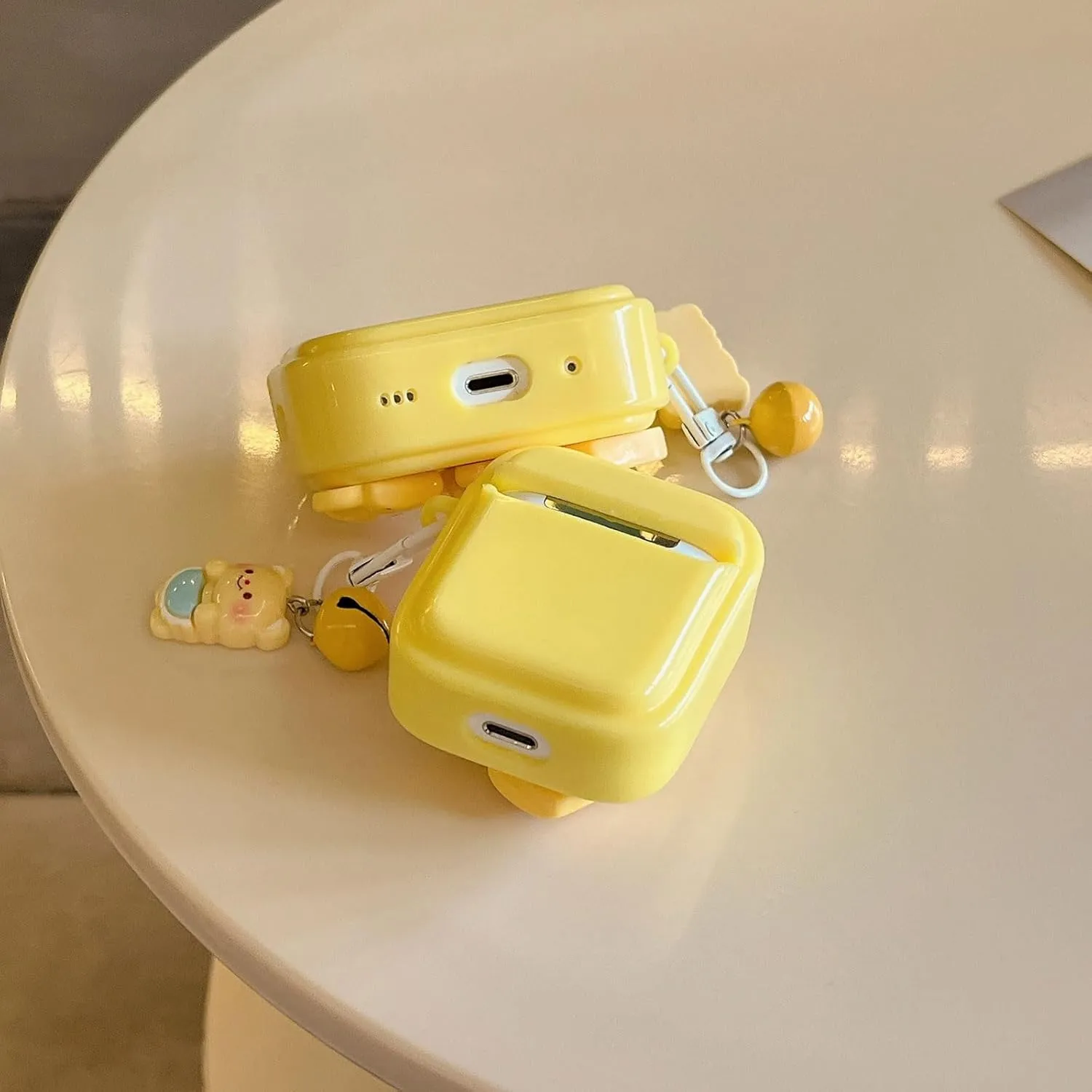 Charming Butter Bear Fun Case - AirPods