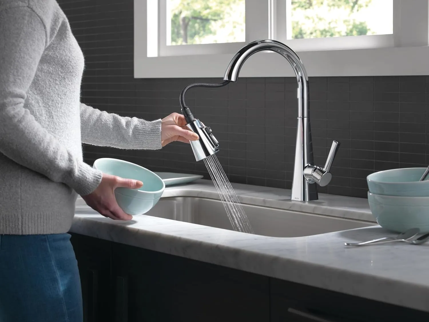 Delta 19802Z-DST Lenta Kitchen Faucet, Without Soap Dispenser, Chrome