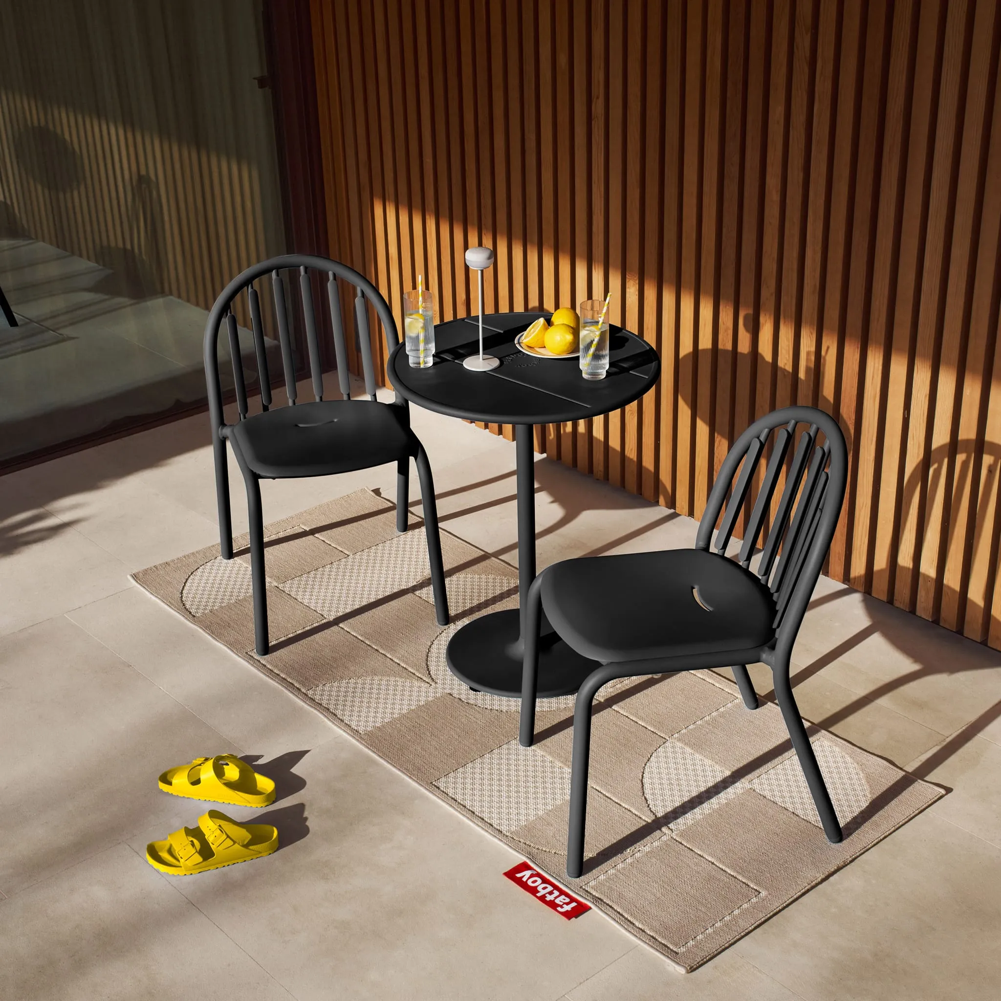 Fred's Bistro Set<br> 1 Round Table   2 Chairs