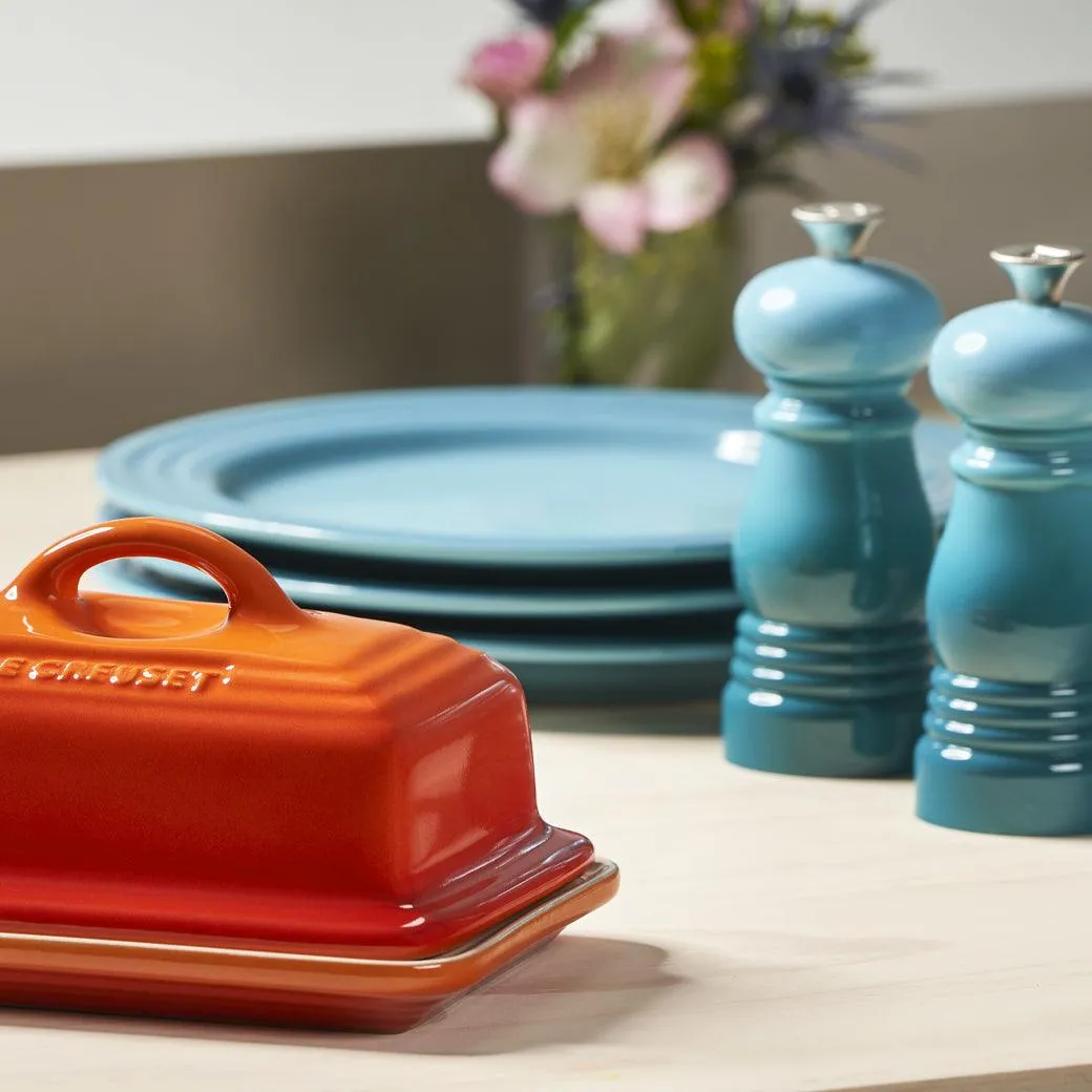 Le Creuset Petite Salt and Pepper Mill Set