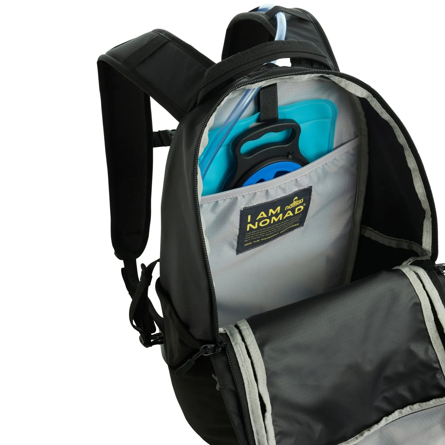 Montagon Premium 18 L Hiking Daypack, Black