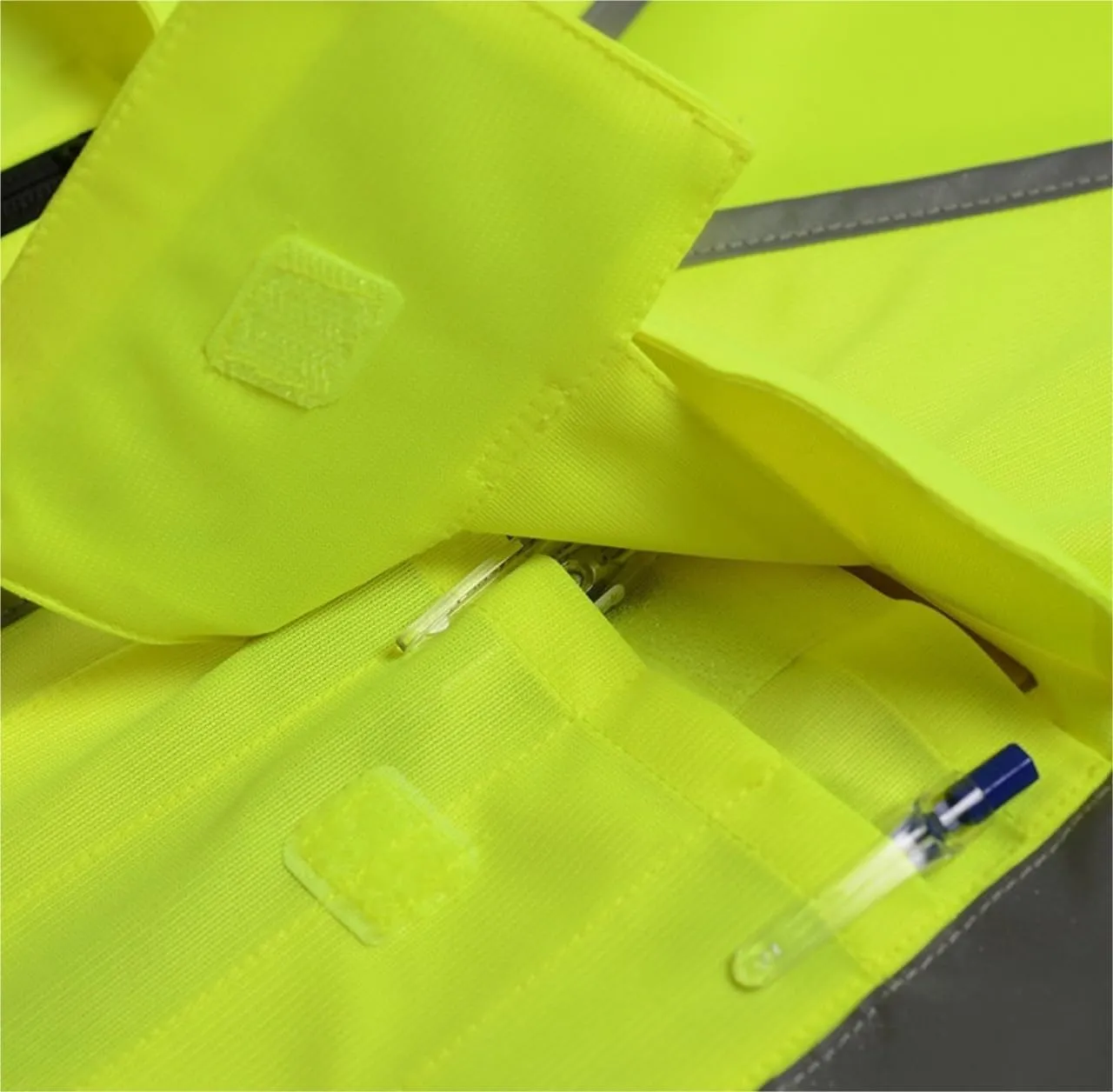 Safety Vest Reflective High-visibility Reflective Safety Vest Riding WorkSafety Vests For Men Women Reflective Equipment(Black,X-Large)