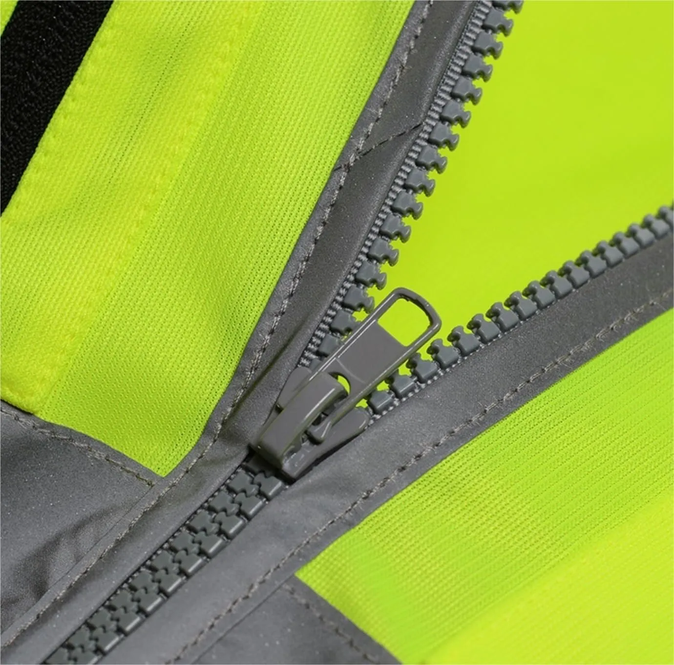 Safety Vest Reflective High-visibility Reflective Safety Vest Riding WorkSafety Vests For Men Women Reflective Equipment(Black,X-Large)