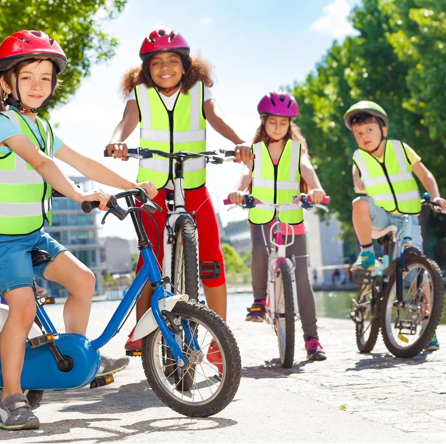 Unittype Kids Safety Vest Bulk High Visibility Reflective Vest with Grey Reflective Strips for Child Cycling Skiing